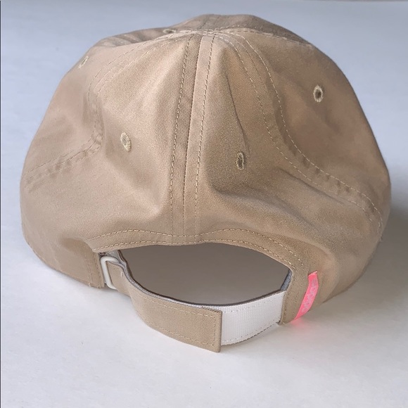 adidas Women’s Fit Climalite Sweat Nothing Hat - Picture 3 of 3